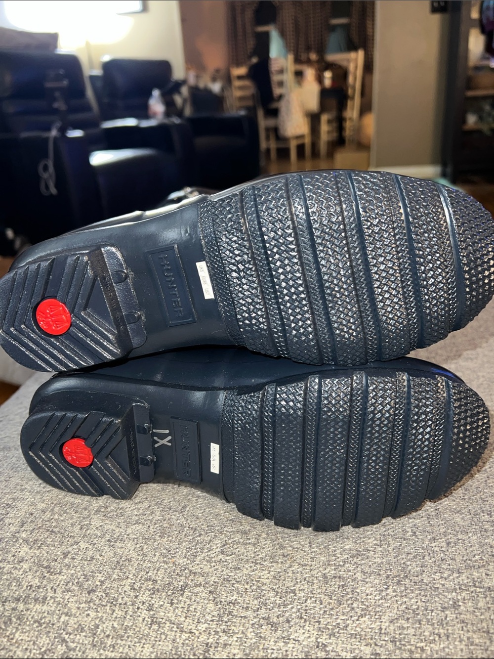 Hunter Tall Rain Boots in Navy with Red Logo Trim NWOT 7 - Picture 9 of 13